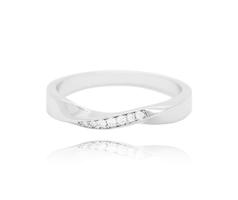 MINET Kroucený stříbrný prsten s bílými zirkony vel. 55
